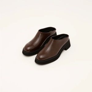 Hedi clog